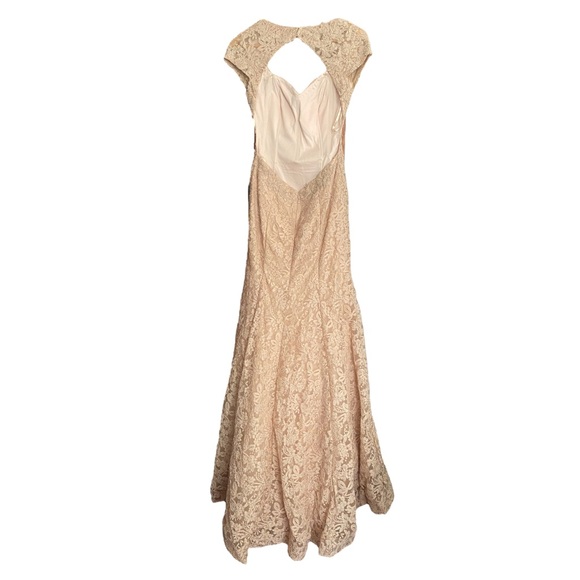 ROYAL QUEEN Lace Formal Gown - Picture 8 of 11